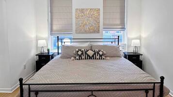 2 Schlafzimmer, Schreibtisch, BĂŒgeleisen/BĂŒgelbrett, WLAN