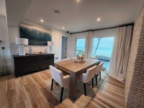 Dining - Luxury Beach Front Estate, 1/2 acre, 8 Beds, 3 Spa Baths, Sleeps 16 (Daytona Beach)