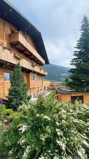 Exterior - Hotel Almhof (San Candido)