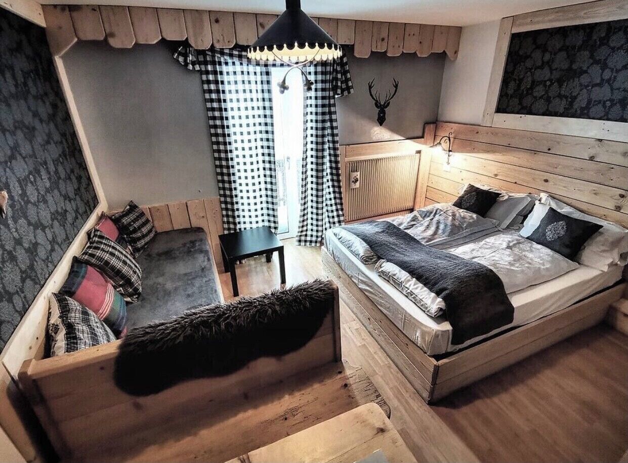 Chambre Quadruple Deluxe, balcon, vue colline