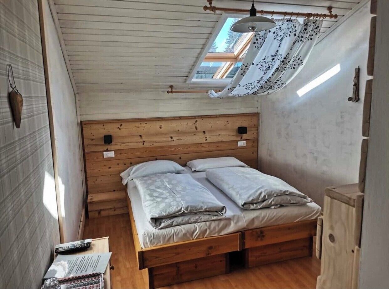 Basic-Zimmer | Zimmersafe, Verdunkelungsvorhänge, kostenloses WLAN, Bettwäsche