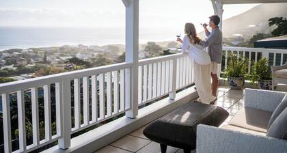 Marvelous 5-bedroom house with WiFi, pool, beach and more in Cape Town