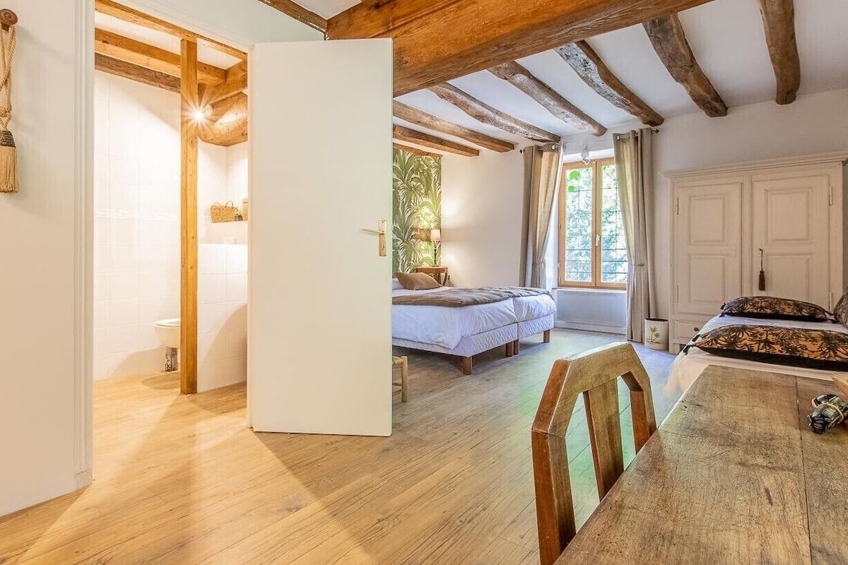 Chambre Triple Deluxe, vue piscine