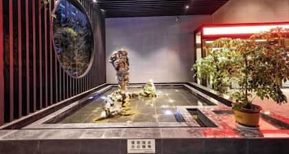Scholars Hotel