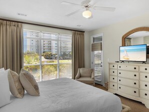 3 bedrooms, desk, iron/ironing board, free WiFi - Lake View Villa at Hidden Dunes! (Miramar Beach)