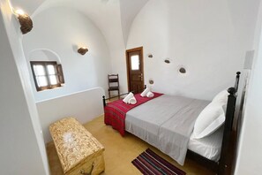 1 bedroom, desk, iron/ironing board, travel cot