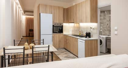 Ioannina Central Apartment by SuperhostHub