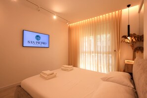 1 bedroom, desk, free WiFi