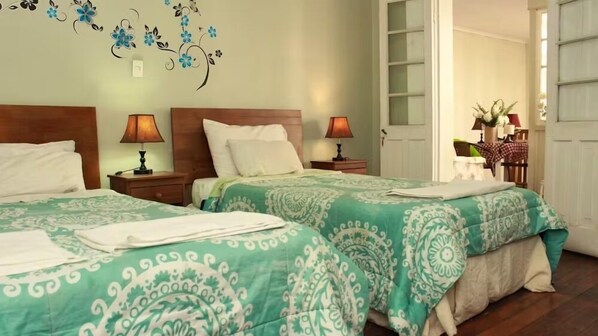 Superior Triple Room | Free WiFi - Hotel El Rinconcito Acogedor (Santiago)