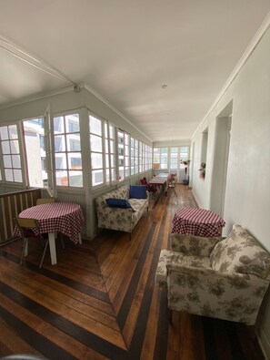 Interior detail - Hotel El Rinconcito Acogedor (Santiago)