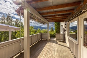 Terrace/patio - Delightful 2-bedroom apartment in charming Lillehammer (Innlandet)