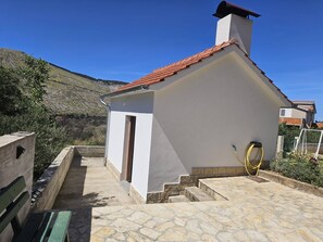 Apartment | Exterior - Cozy Studio Apartment in Grebastica (Sibenik)