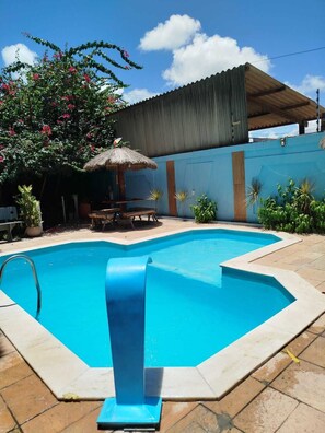 10 utendørsbassenger