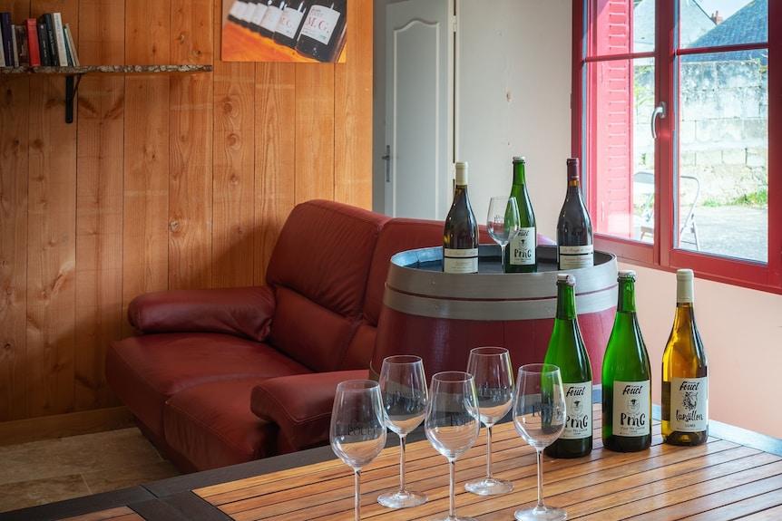 Domaine Fouet - A 100m Du Domaine, Visite De Cave Et Dégustation Gratuite - Saumur