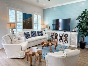 TV - Blissful Serenity St George Island Pool Home Pet Friendly (Eastpoint)