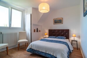 4 soverom, strykejern/-brett og wi-fi (inkludert)