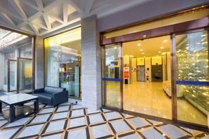 Interior - Crown Boutique Hotel (Sertar)