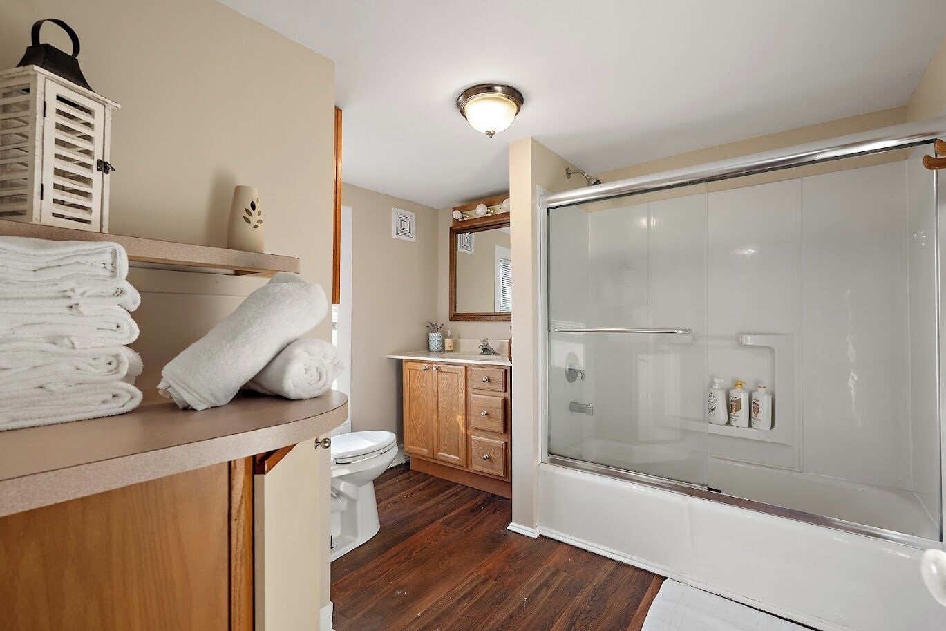 Towels, soap, toilet paper