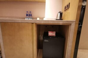 Room - Sweet Fruit Charm International Hotel (Foshan West Station Shati Airport Store) (Foshan)