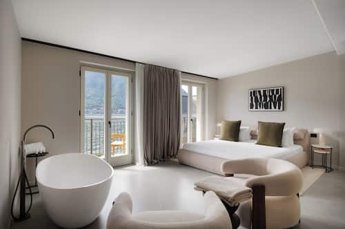 Two-Bedroom Private Pool House, Lake View (Annex Building) | Premium bedding, down comforters, in-room safe, soundproofing