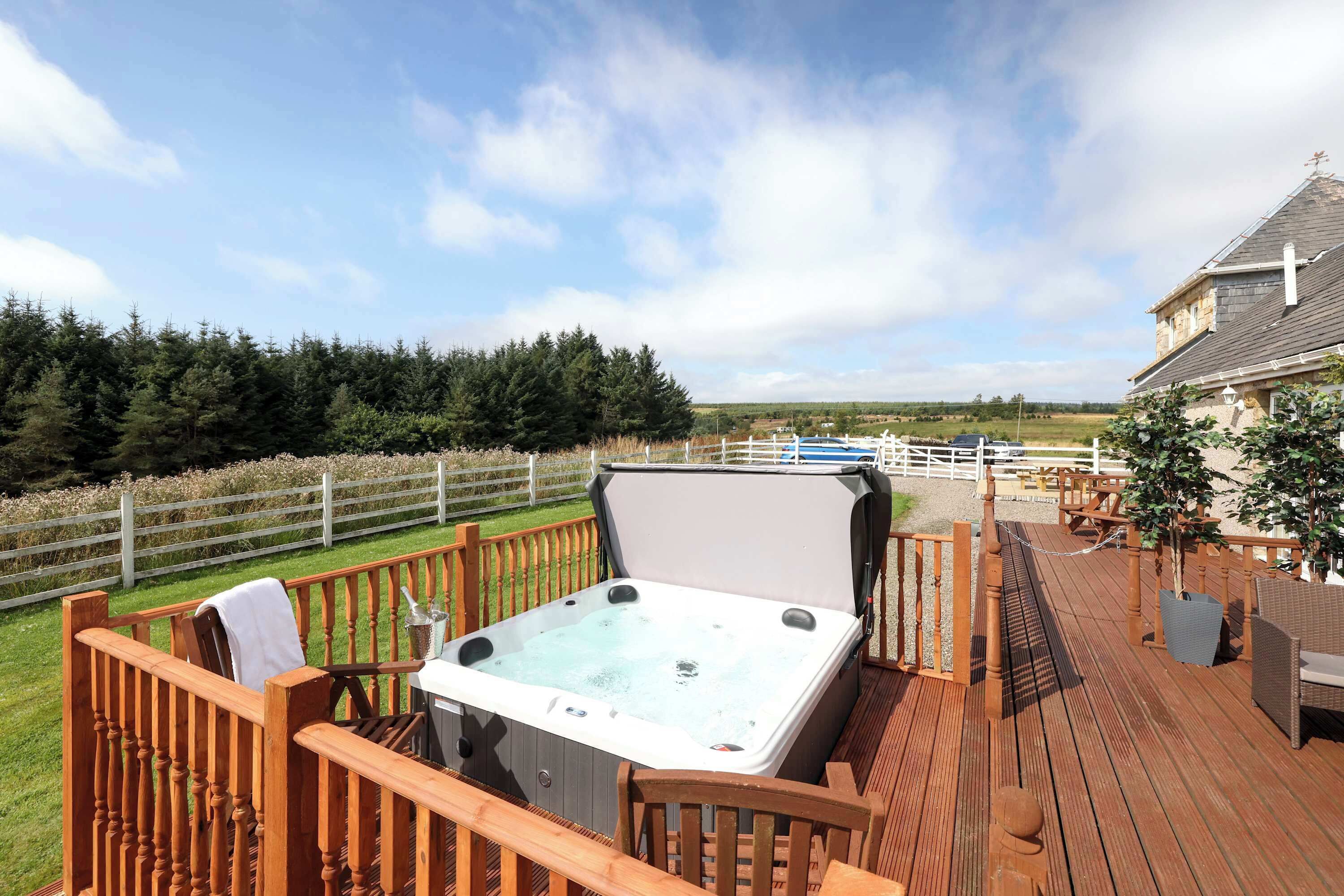 Bain à remous extérieur