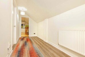 Interior - Charming Apartment near Dean Village (Edinburgh)
