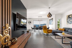 Apartment | Living room - Apartment Near Rocky Brodarica Beach (Sibenik)