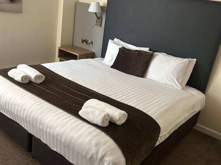 Basic Double Room