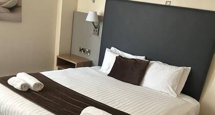 Midland Hotel