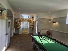 Bar (en la propiedad)