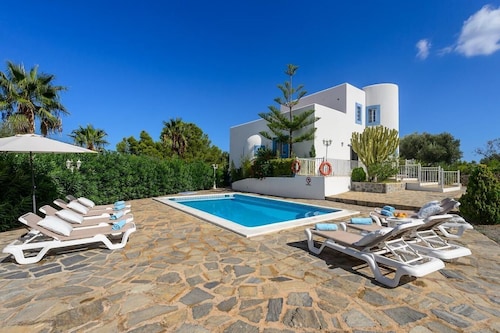 New! Villa Sa Bassa - Quatre Chambres Villa, Couchages 8