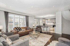 TV connectée, cheminée