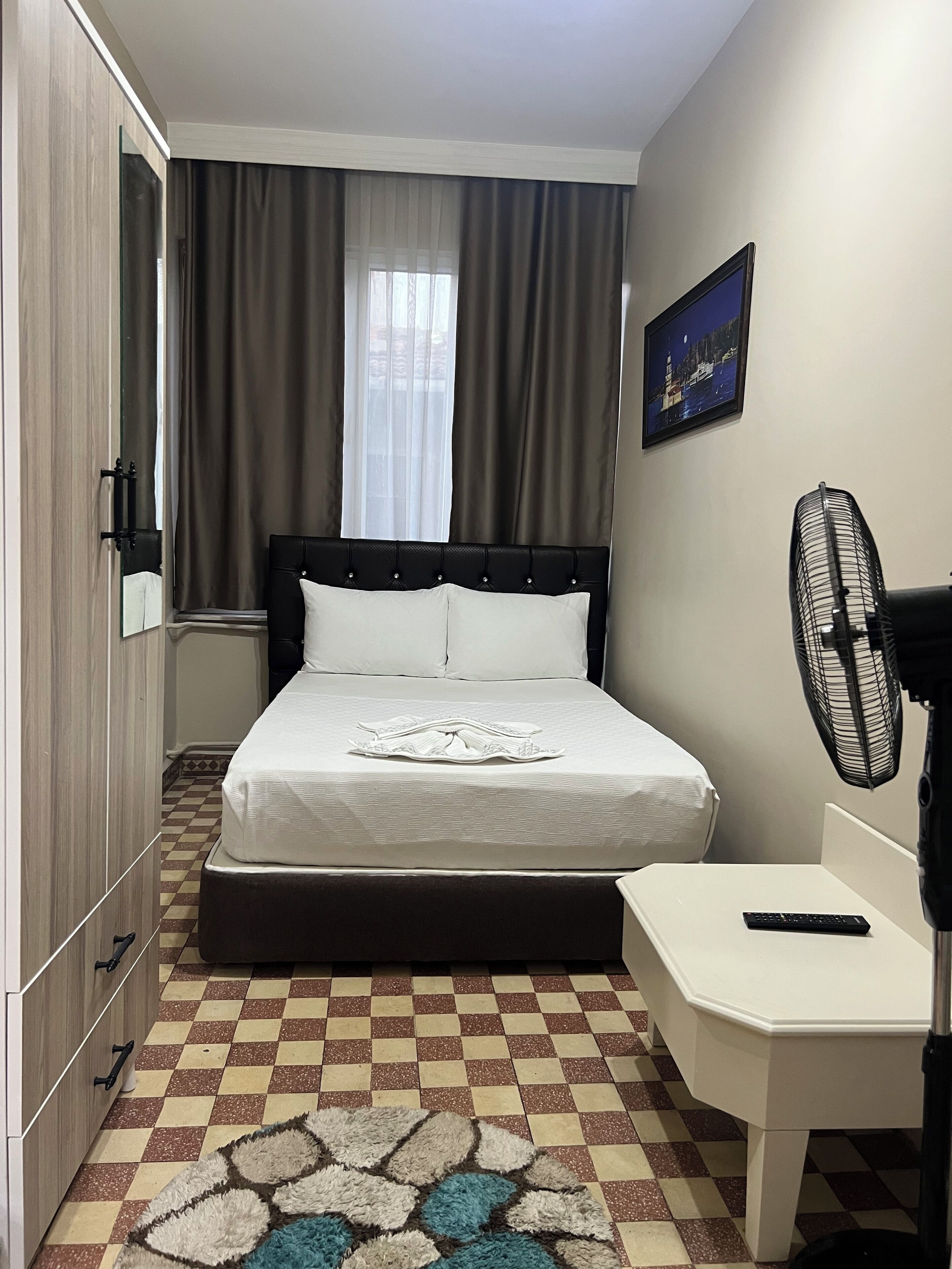 Economy Double Room, Smoking | Room amenity