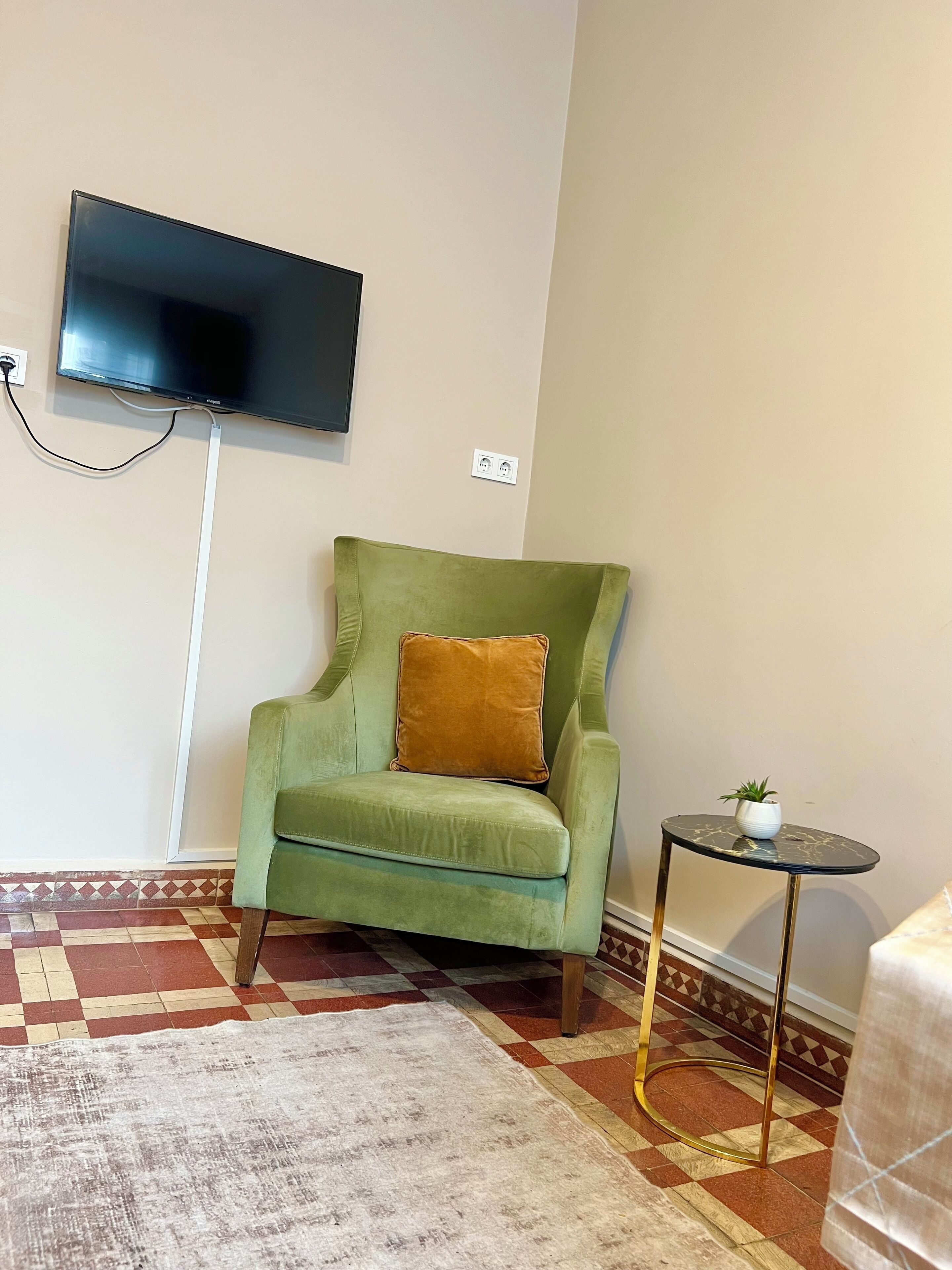 Wifi gratis y ropa de cama 