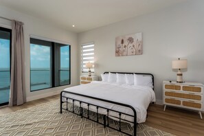 5 bedrooms, travel crib, WiFi, bed sheets