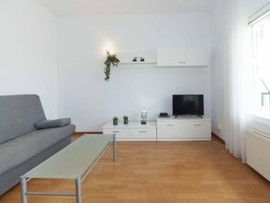 Apartment | Living room - Apartment in Roses With Sea Views & Pool (Roses)