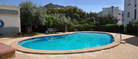 Apartment | Pool | Outdoor pool