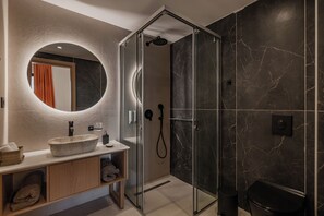 Junior Suite | Bathroom - Sarana Suites Crete  (Kissamos)