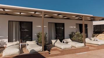 1 bedroom, premium bedding, pillow-top beds, desk