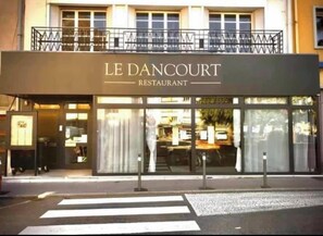 Majoituspaikan julkisivu