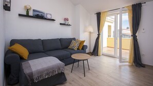 Luokittelematon kuva, 3 kautta 23, painike