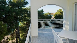 Unclassified image, 3 of 37, button - Apartment in Brodarica Near Beach Gaj (Sibenik)