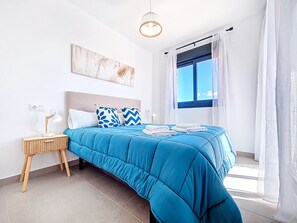 2 bedrooms, iron/ironing board, free WiFi, bed sheets