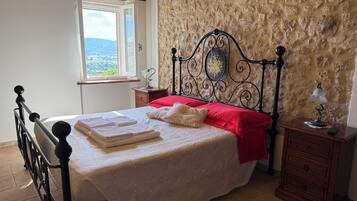 1 chambre, Wi-Fi gratuit, draps fournis