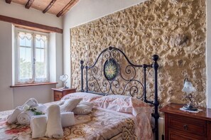 Room - Athena Residence: Vacation Rental (Umbria)