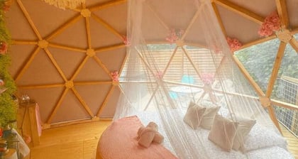Fiore Dome with Jacuzzi 15 min from Disney