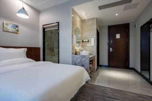Kaili Xinshishang Hotel