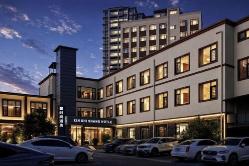 Kaili Xinshishang Hotel