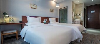 Kaili Xinshishang Hotel