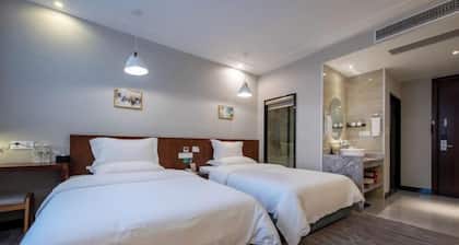 Kaili Xinshishang Hotel